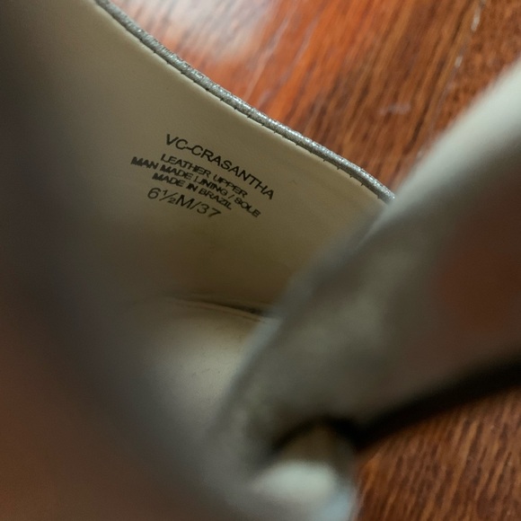 Vince Camuto Crasantha Heels in Metallic Pewter Suede, Size 6.5 - Picture 5 of 5